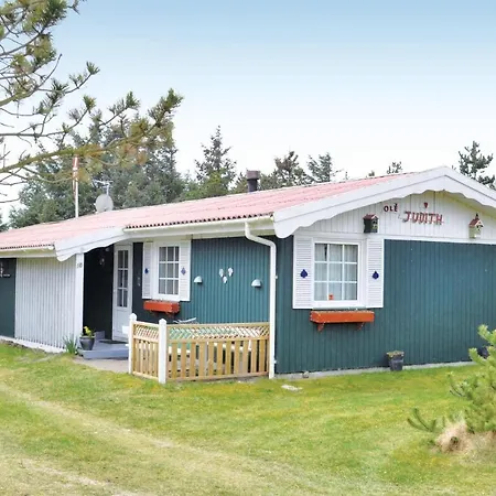 Three-bedroom In Hvide Sande Дом отдыха *