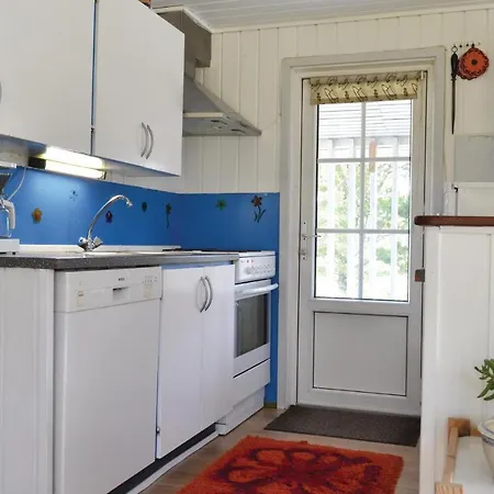 Дом отдыха Three-bedroom In Hvide Sande Bjerregard